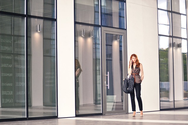 donna - lavoro - business - redigo